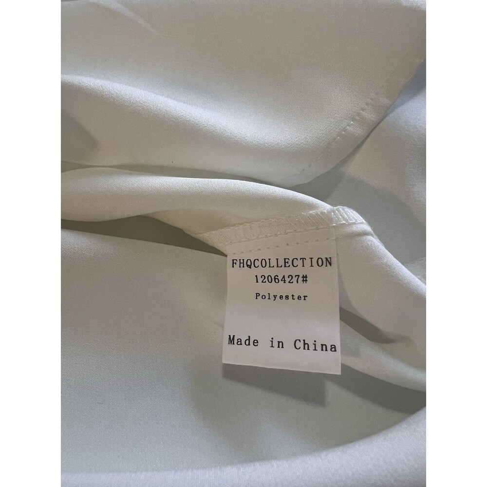 FHQ Collection Woman’s Blouse Button Shirt S Preppy Butterfly Fantasy Print Top - Picture 7 of 7